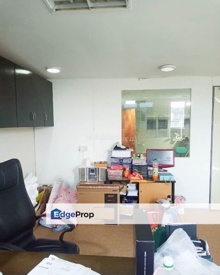 Situated in a convenient location, close to all local amenities, Kuala Lumpur, Kepong