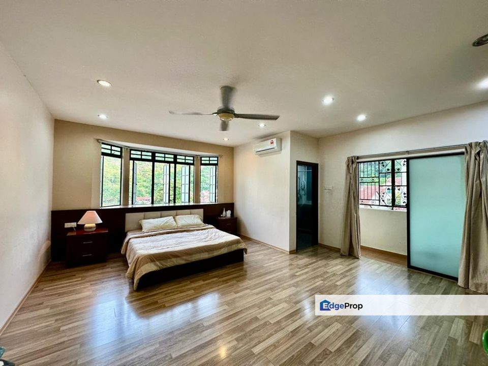 2 Sty Terrace with Beautiful Kek Lok Chi and Hill View, Penang, Ayer Itam