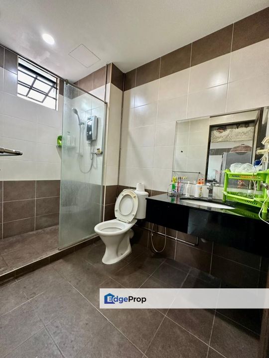 2 Sty Terrace with Beautiful Kek Lok Chi and Hill View, Penang, Ayer Itam