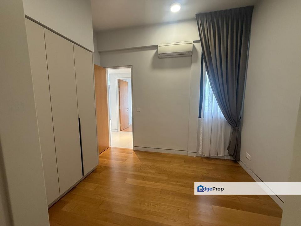 High floor, with nice bird eyes view, Penang, Pulau Tikus