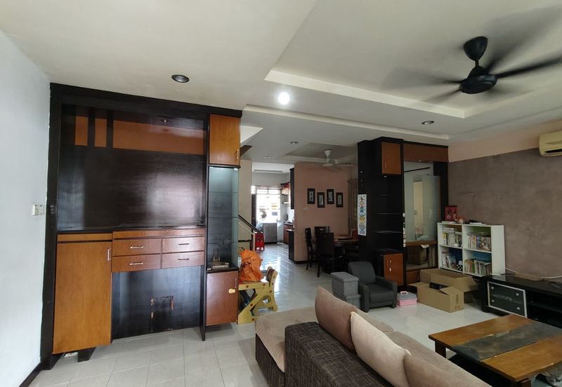 Lorong Suria Aman 10