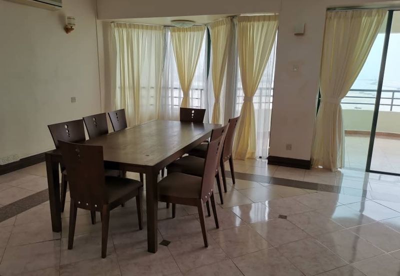 Silverton Condominium (Menara Perak)