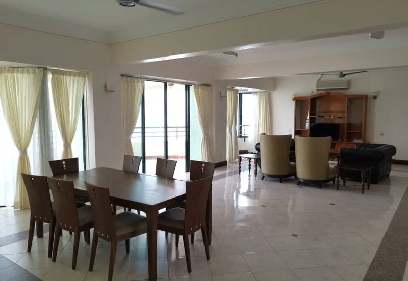 Silverton Condominium (Menara Perak)