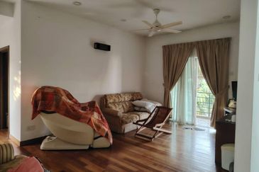 Dedaun, Bandar Cassia