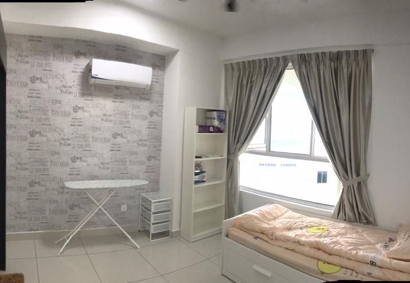 Tropicana Bay Residences