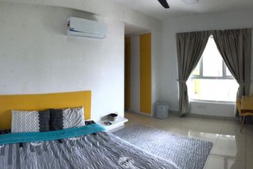 Tropicana Bay Residences