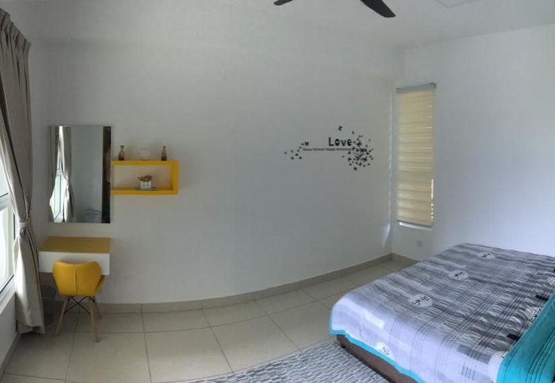 Tropicana Bay Residences