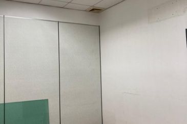 Pusat Perniagaan Jalan Raja Uda