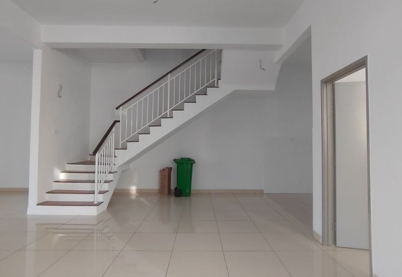 Aston Park East (Taman Aston)