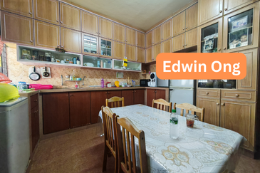 Nice Double Storey Terrace House (Intermediate) at Gelugor for Sale