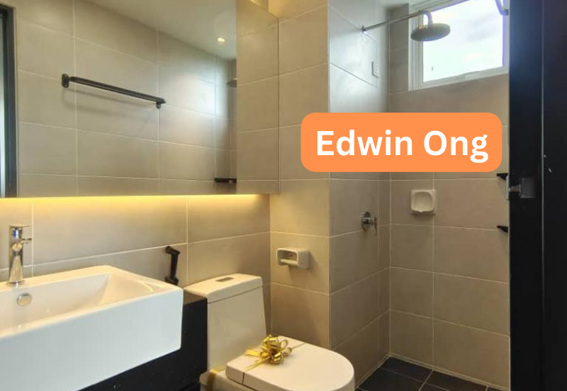 (Emerald Residence) Nice Unit at Teluk Kumbar , Bayan Lepas for Sales