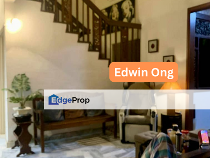 (Mutiara Court) Charming Duplex Apartment Available for Sale at Mutiara Court, Penang, Gelugor