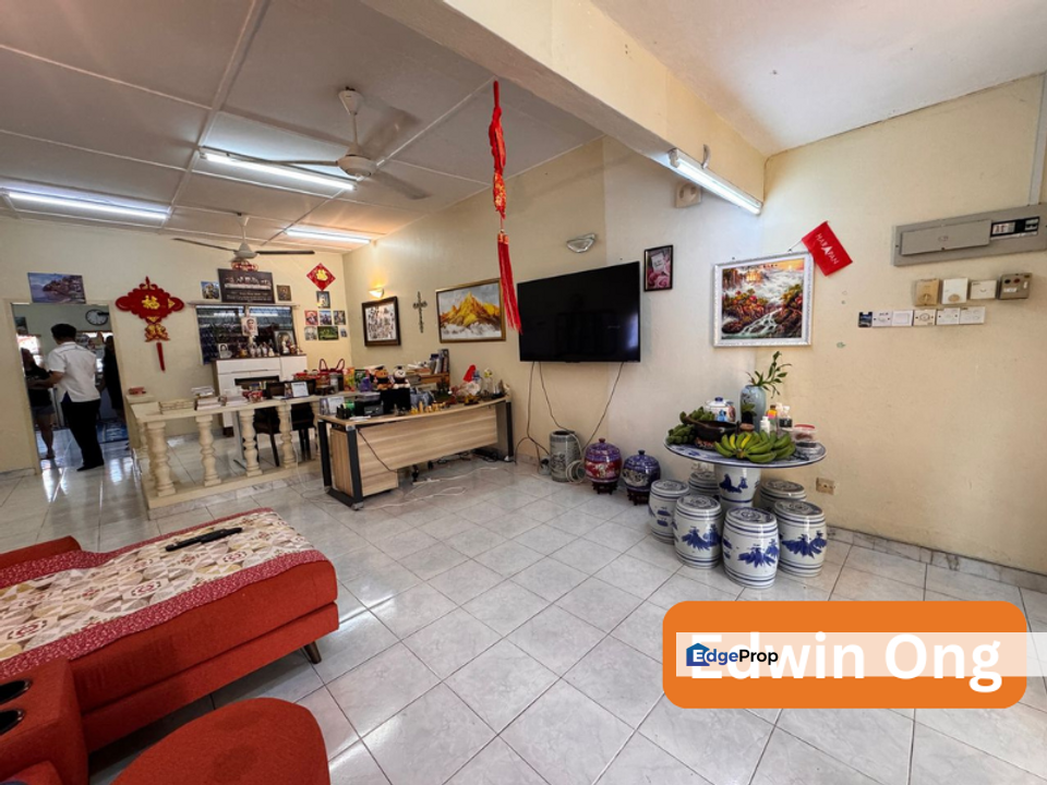 (Jalan Sungai Kelian) 3 Storey Terrace at Tanjung Bungah for Sale, Penang, Tanjung Bungah