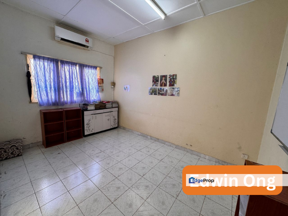 (Jalan Sungai Kelian) 3 Storey Terrace at Tanjung Bungah for Sale, Penang, Tanjung Bungah