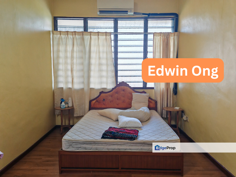 (Jalan Pantai Jerjak) Nice Double Storey Terrace House (Intermediate) at Gelugor for Sale, Penang, Batu Uban