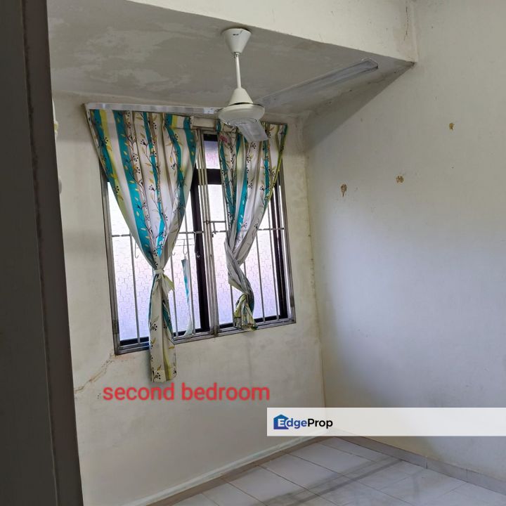 (Desa Ara) 5-Storey Building with 1 covered carpark at Sungai Ara for Sale, Penang, Sungai Ara