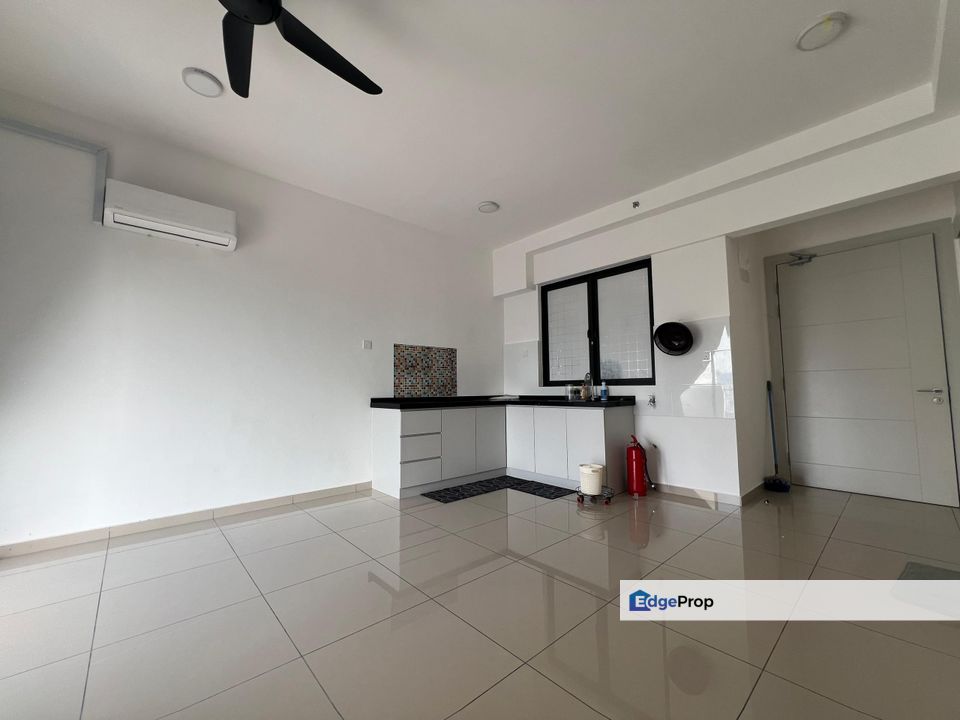 (M Vista) Nice Partially Furnished and Renovated Studio for Rent, Penang, Bayan Lepas