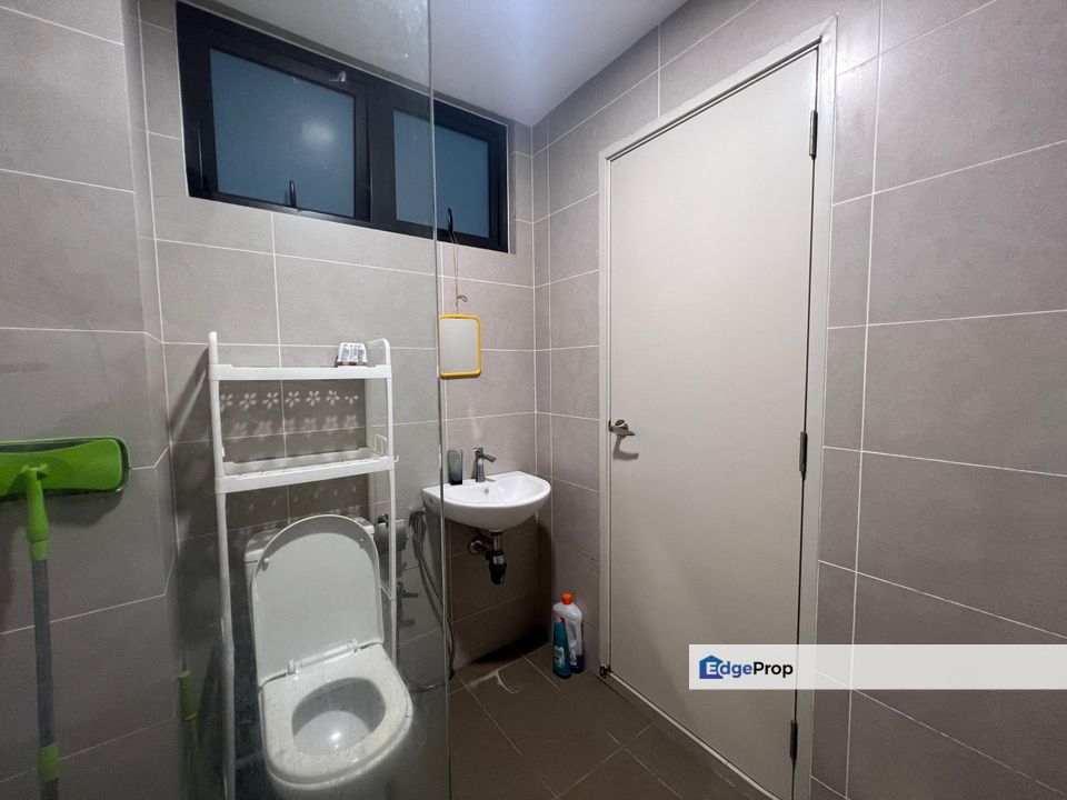 (M Vista) Nice Partially Furnished and Renovated Studio for Rent, Penang, Bayan Lepas