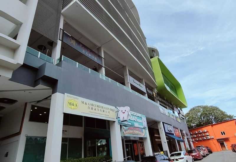 ANSON CUBE GROUND FLOOR WITH MEZANINE GEORGETOWN GOOD FOR INVESTMENT