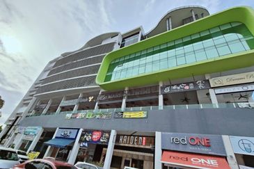 ANSON CUBE GROUND FLOOR WITH MEZANINE GEORGETOWN GOOD FOR INVESTMENT