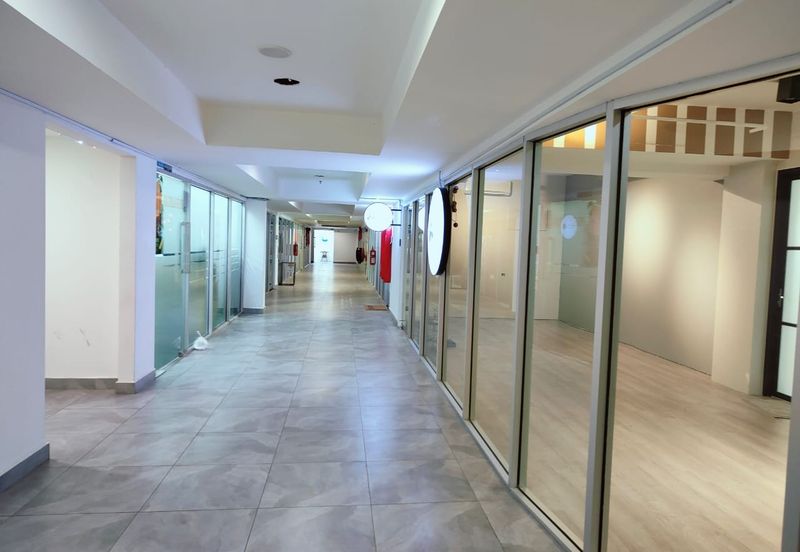 ANSON CUBE GROUND FLOOR WITH MEZANINE GEORGETOWN GOOD FOR INVESTMENT