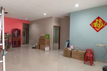 Big Land Single Storey Corner Semid  @ Taman Jelutong ,Penang