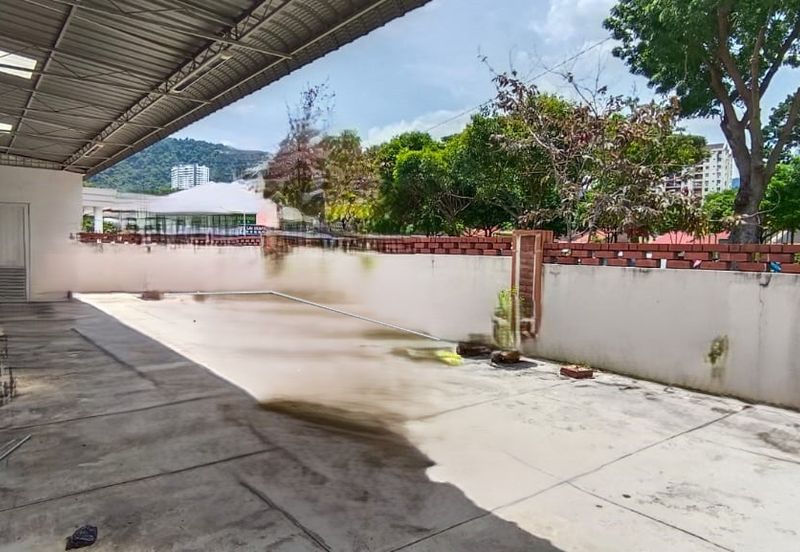 Big Land Single Storey Corner Semid  @ Taman Jelutong ,Penang