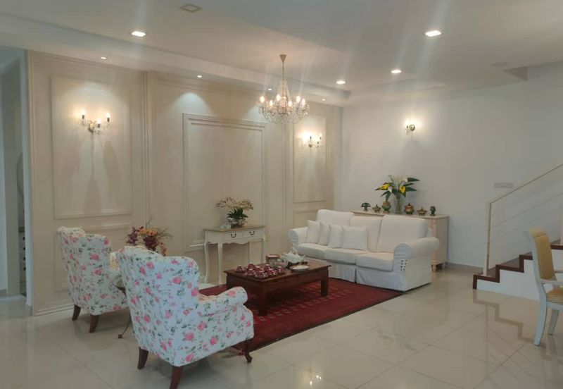 Fully Renovated /Furnished 3 Storey Corner @ Casa Lagenda Mutiara, Tanjung Bungah (Worth buy for retired home)