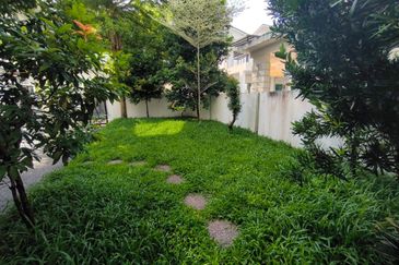 3 Storey Bungalow House with Tasteful Design @ Bukit Tengah