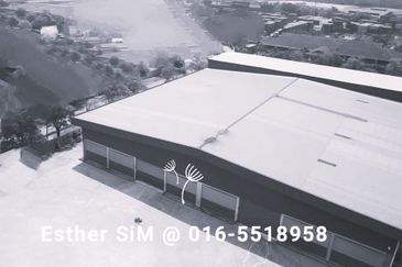 Detached Warehouse/Factory in Butterworth.