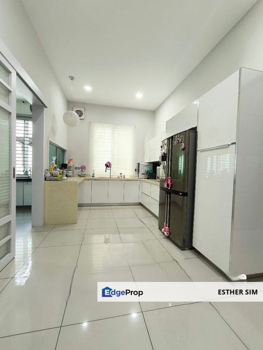 Fully renovated Bungalow House in Bukit Mertajam near Iconcity, Highway, Penang Bridge and Industry., Penang, Bukit Mertajam