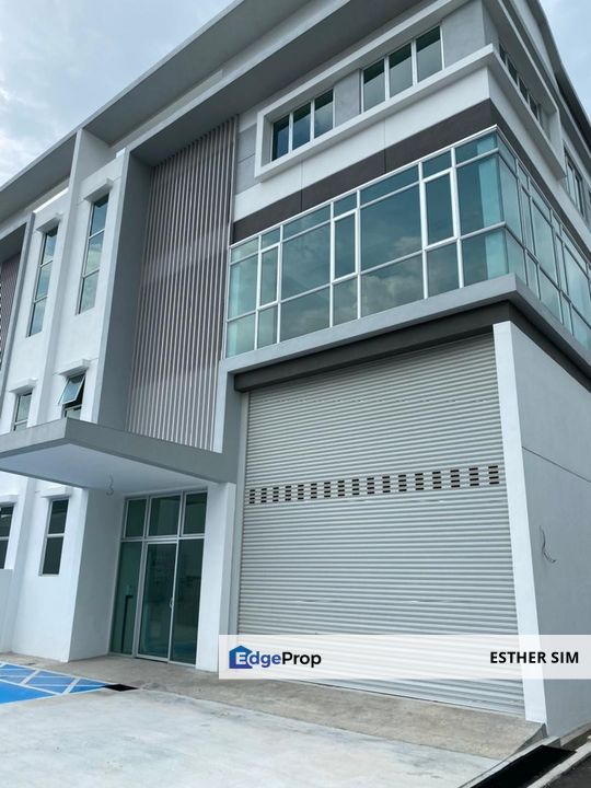Freehold Semi-D Factory/Warehouse in Golden Gate ,Batu Kawan.Near Highway, Penang bridge, Industry, Penang, Sungai Jawi