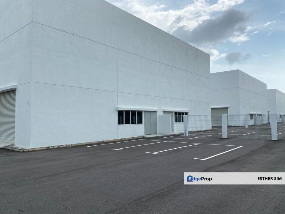 Freehold Semi-D Factory/Warehouse in Golden Gate ,Batu Kawan.Near Highway, Penang bridge, Industry, Penang, Sungai Jawi