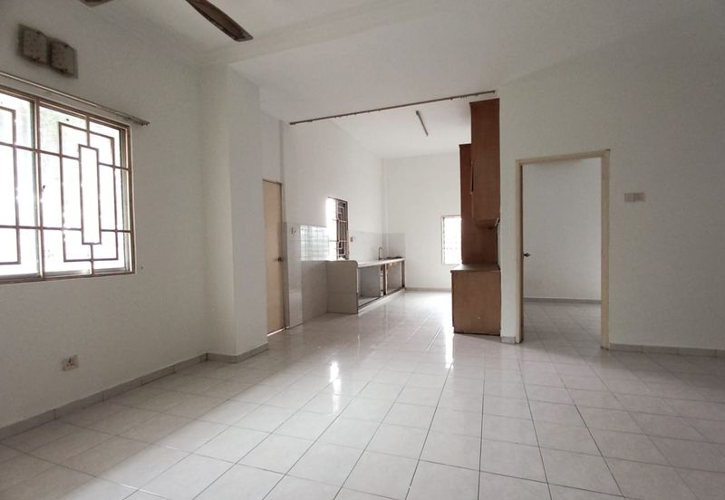 FOR SALE: Renovated 2-Storey Home with Expansive Compound @ Taman Desa Wangsa, Batu Maung,Bayan Lepas,Penang.