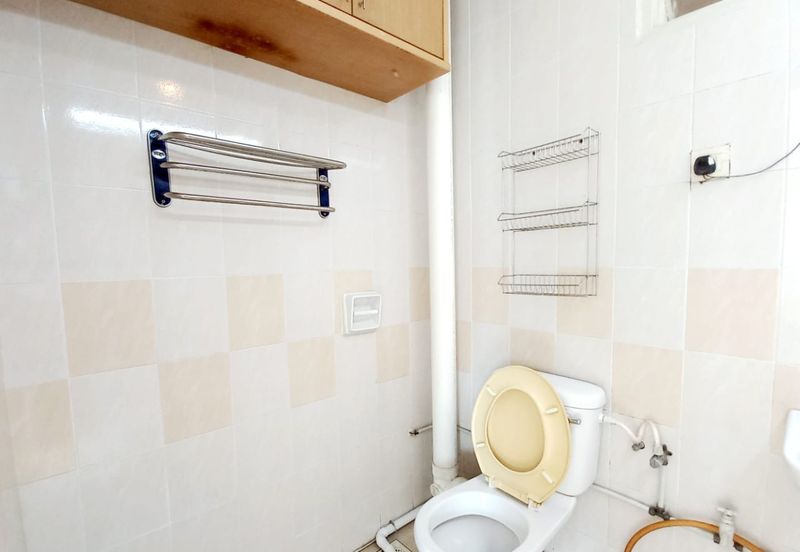 FOR SALE: Renovated 2-Storey Home with Expansive Compound @ Taman Desa Wangsa, Batu Maung,Bayan Lepas,Penang.