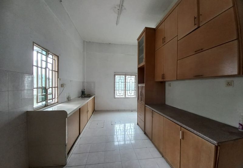 FOR SALE: Renovated 2-Storey Home with Expansive Compound @ Taman Desa Wangsa, Batu Maung,Bayan Lepas,Penang.