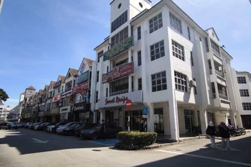 3 Storey Shop Lot 🔥Hot Area🔥 Bandar Sunway Seberang Jaya Perai