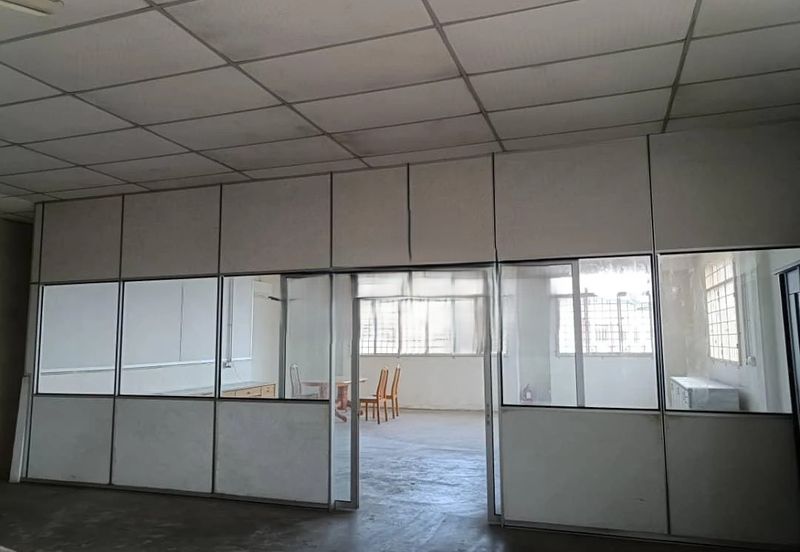 Semi-Detached Factory For Sale in Bukit Minyak, Permatang Tinggi