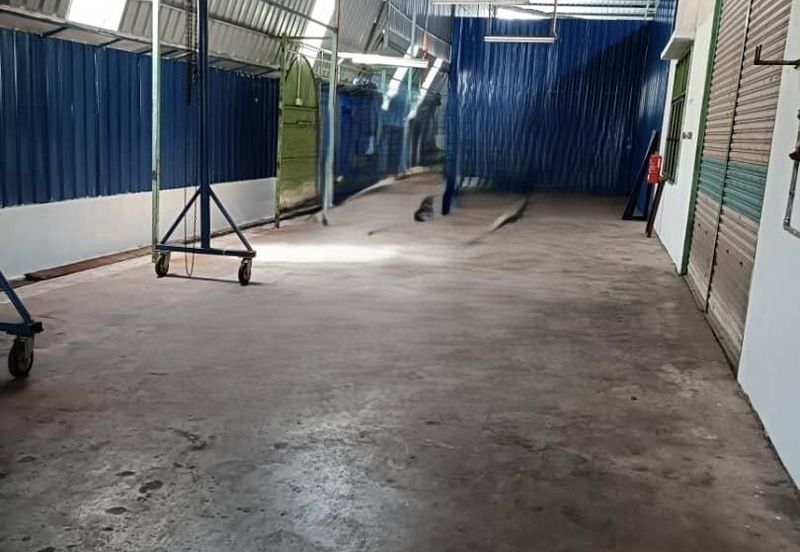 Semi-Detached Factory For Sale in Bukit Minyak, Permatang Tinggi
