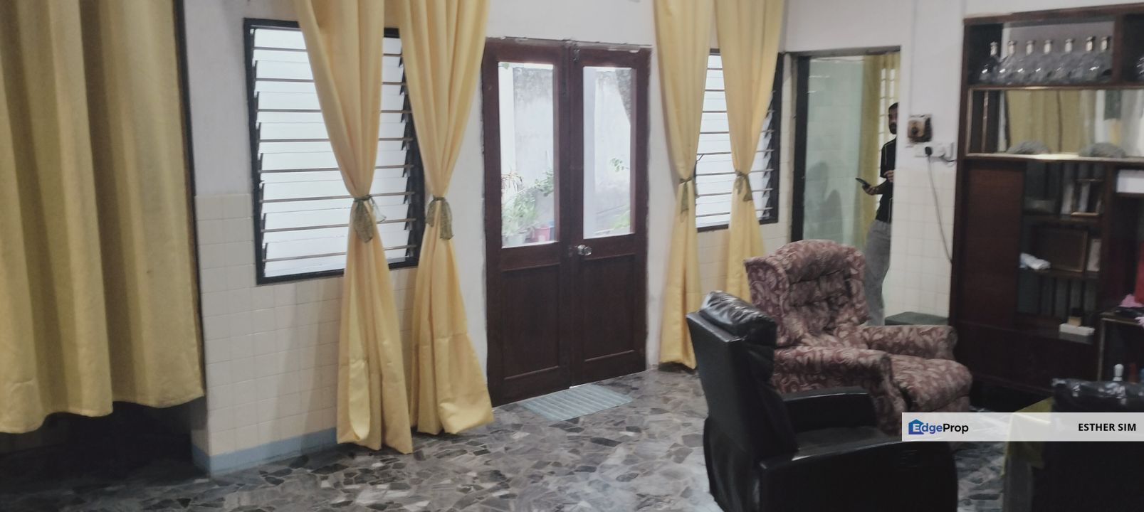 2 Storey Bungalow House with big land @ Jln Utama in Georgetown., Penang, Georgetown