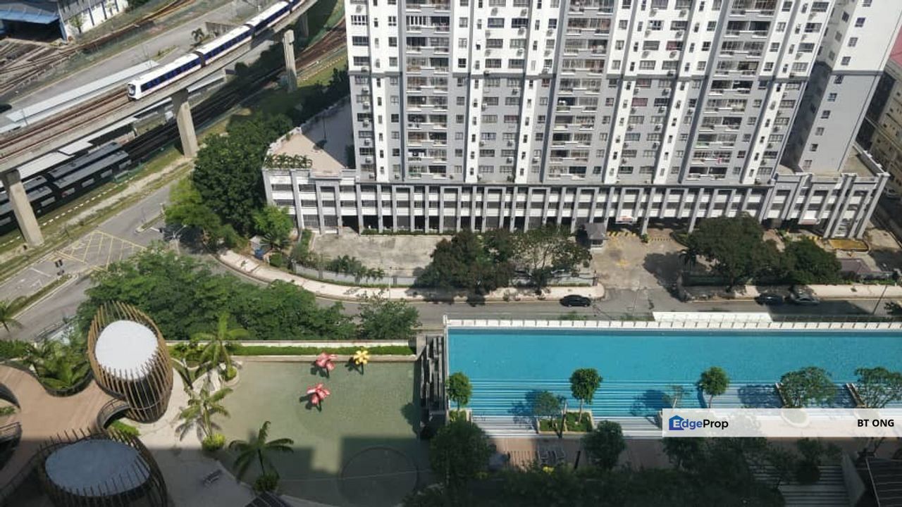 Eve Suite - Serviced Condo w/ 2 Car Parks | FREEHOLD | Linked LRT Station | 1 Room 1 Bath | Studio | High Floor | Freehold | Ara Damansara, Selangor, Ara Damansara