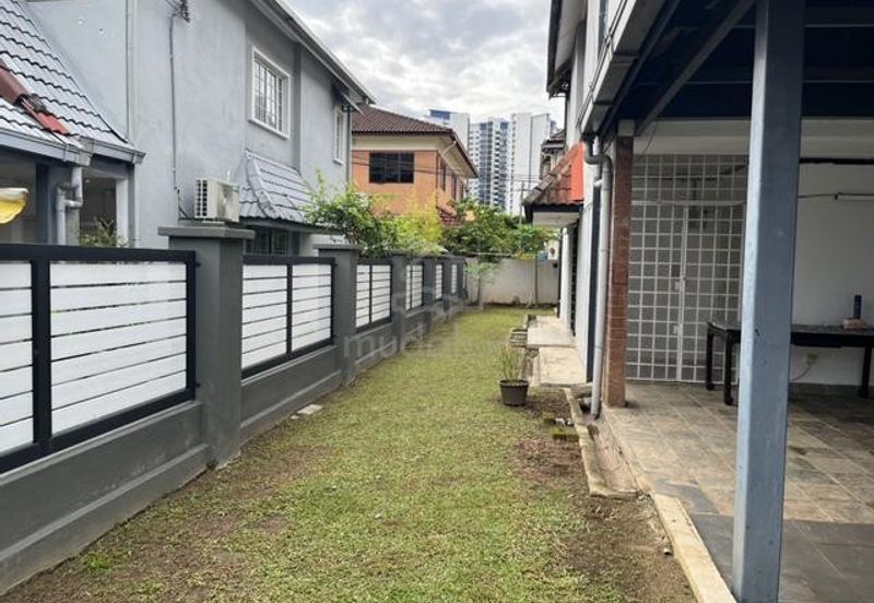 Setiawangsa End Lot Double Storey Terrace House For Sales  RM 1,500,000