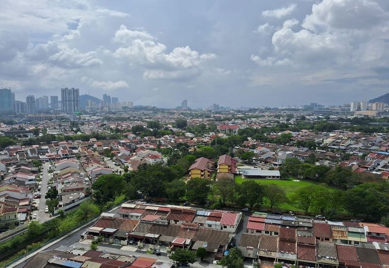 First Residence (Residensi Unggul)