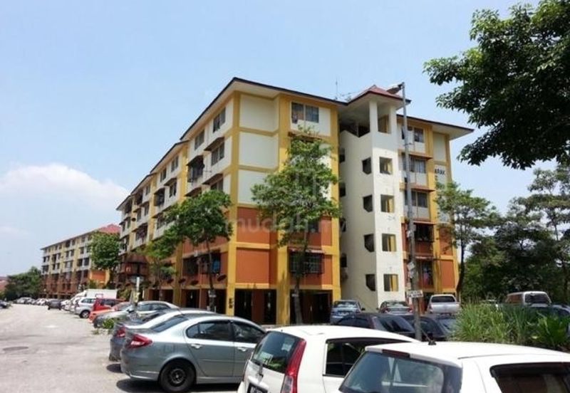 Kota Damansara Flat ( 1st Floor ) For Sales RM 266,000