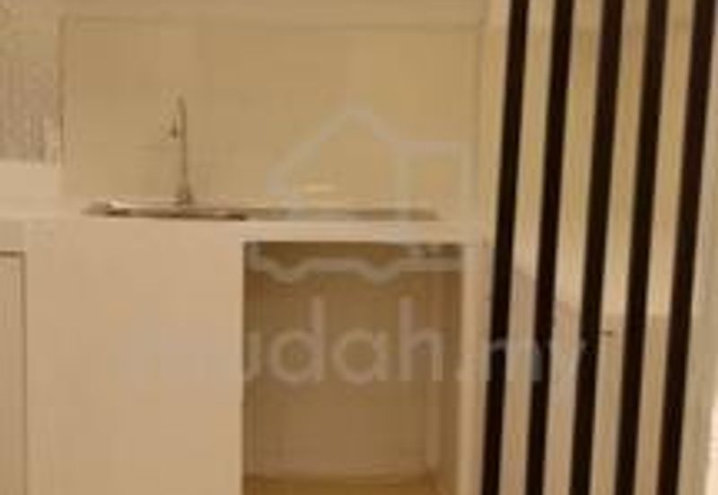 Kota Damansara Flat ( 1st Floor ) For Sales RM 266,000