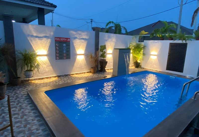 TAMAN PADANG TEMU PERMATA