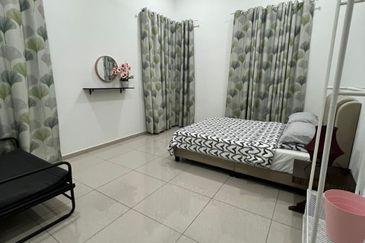 TAMAN PADANG TEMU PERMATA