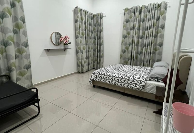 TAMAN PADANG TEMU PERMATA