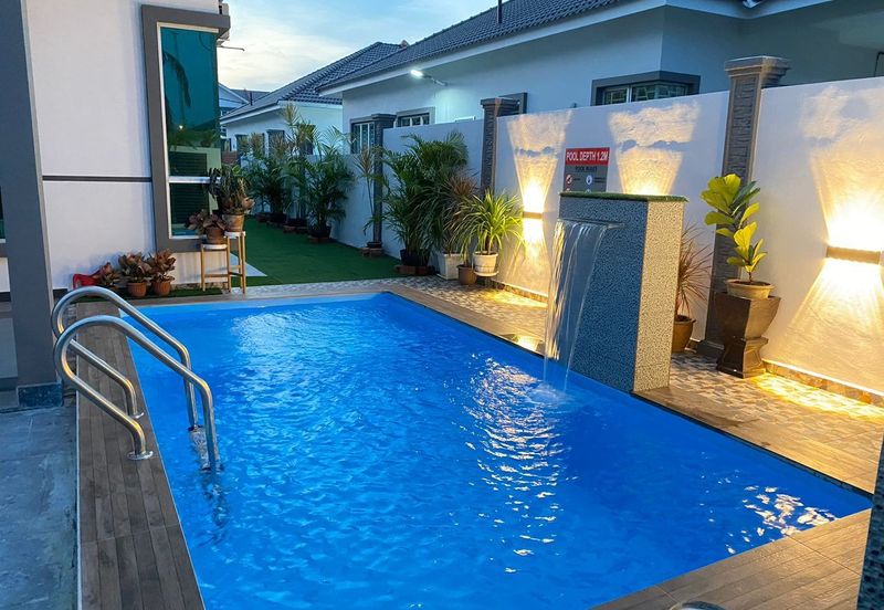 TAMAN PADANG TEMU PERMATA