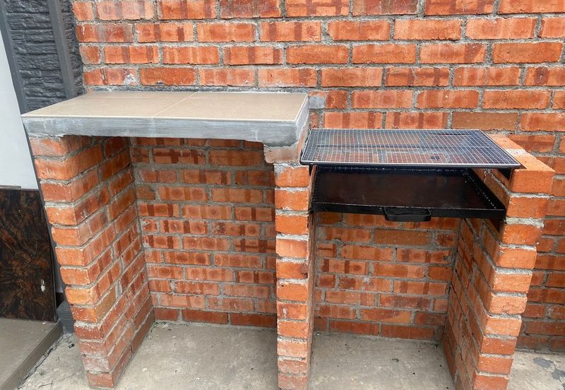 TAMAN PADANG TEMU PERMATA